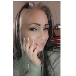 Meet your Posher, Allyson